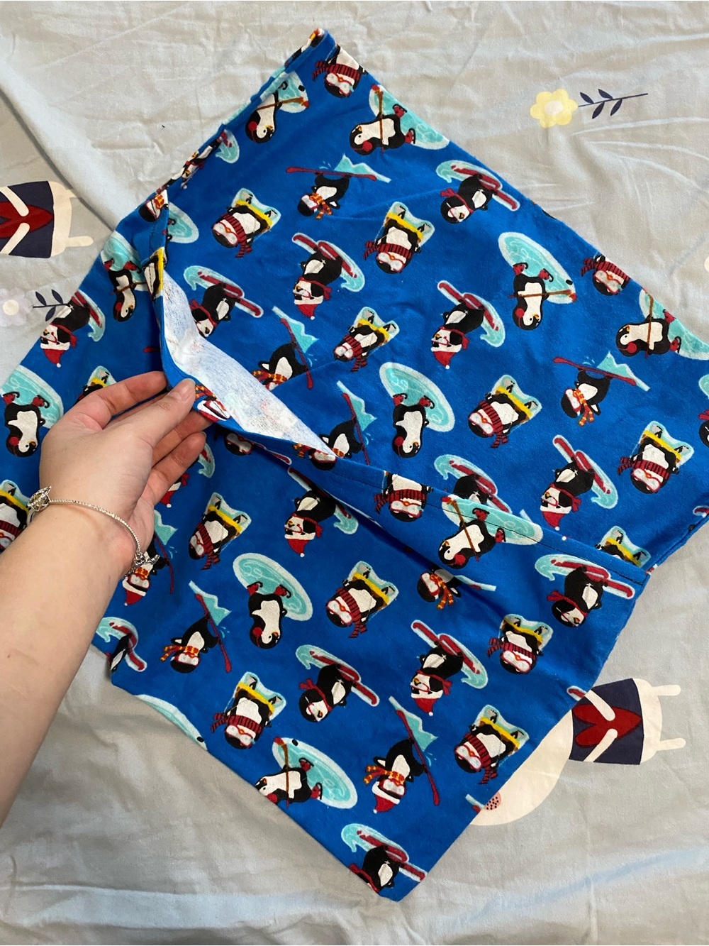 Blue Penguin Print Pillowcase – Playful Kids Bedding